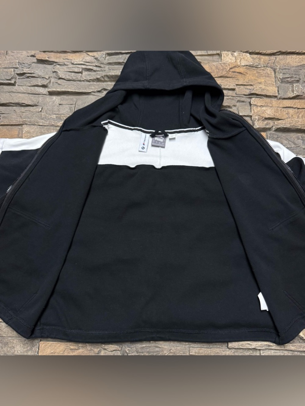 Sold - Picture 4 of 10